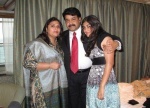 Mohanlal-with-his-family